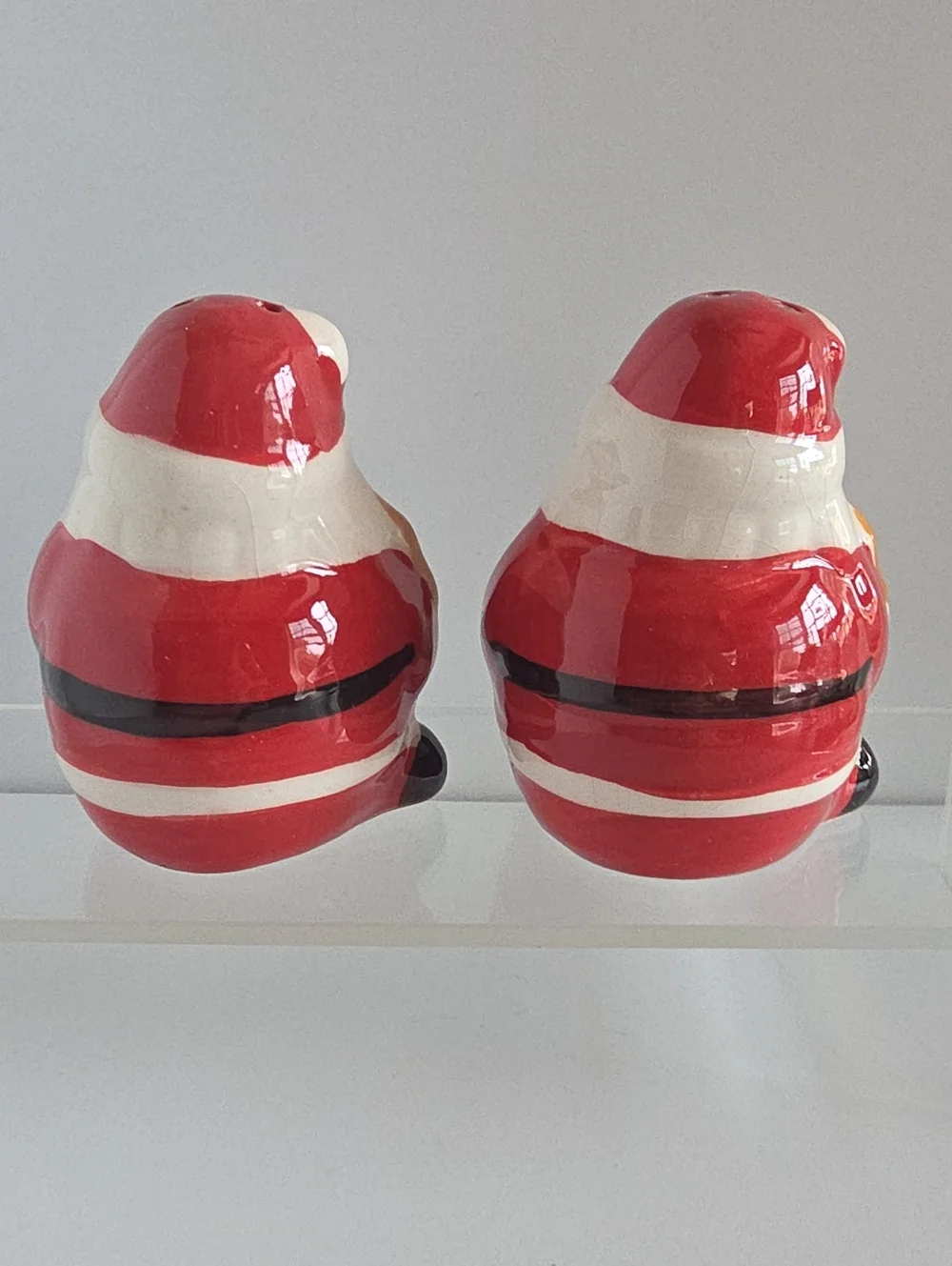 Vintage Ceramic Santa Claus Salt & Pepper Shaker Set